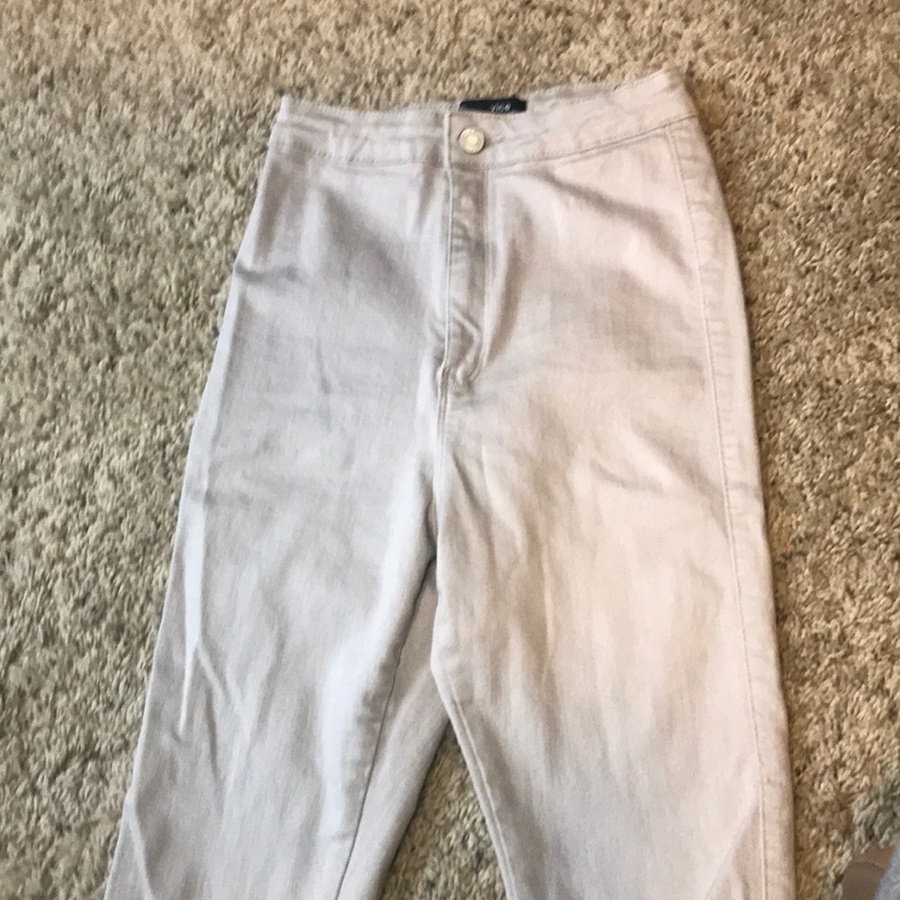 High waisted jeans
